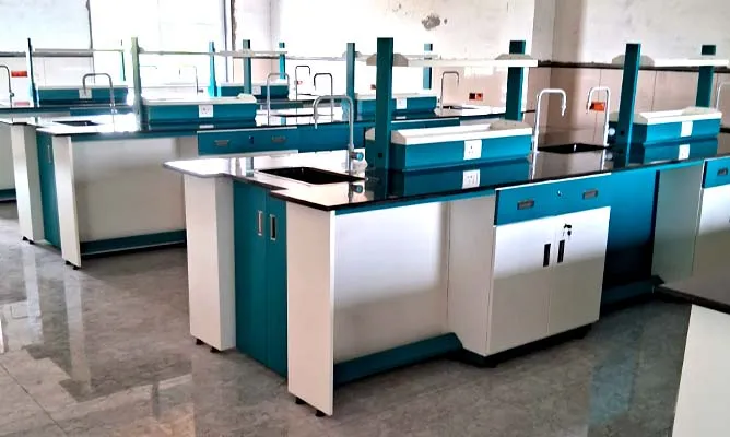Chemistry Lab Table